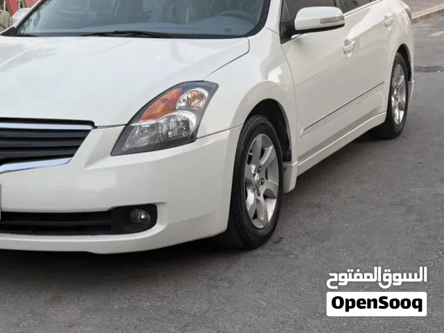 Used Nissan Altima in Manama