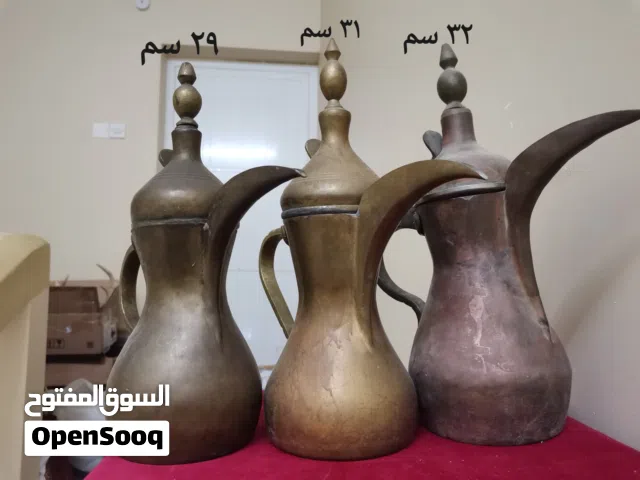 دلة نحاسية تراثية قديمة