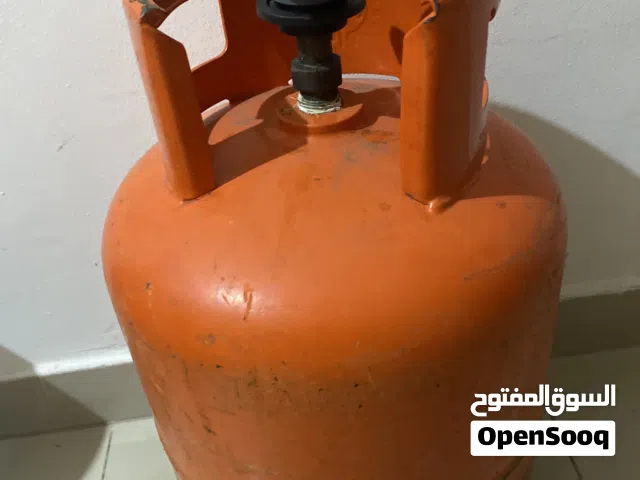 جرة أنبوبة غاز فارغة ومنظم