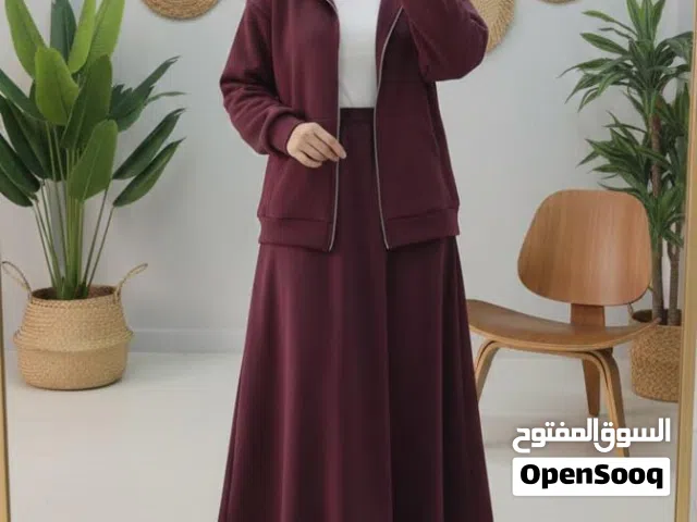 طقـم تنـورة هـودي دبـل كلـوش