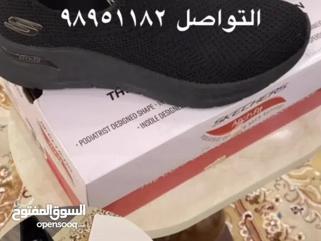 للبيع جوتي شبه جديد