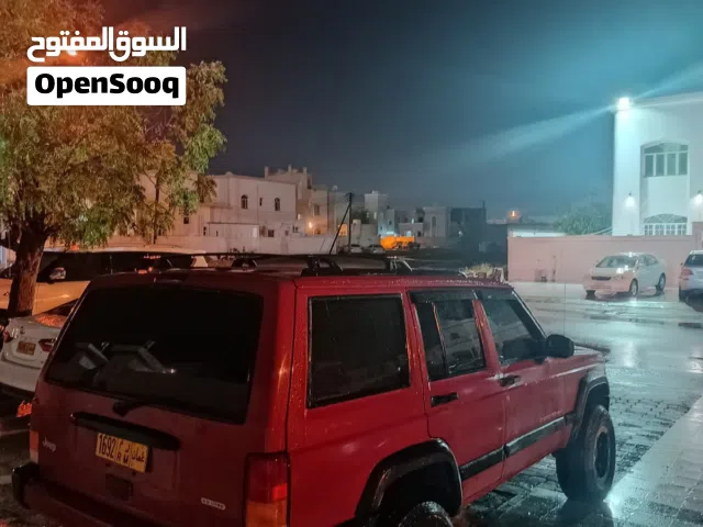 2001 جيب شيروكى Sport