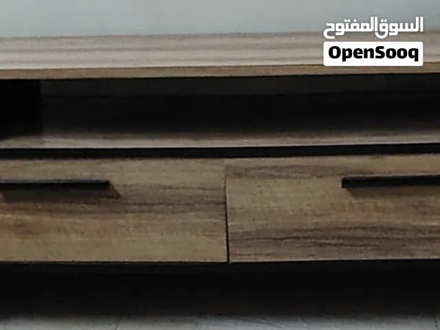 ميز تلفزيون