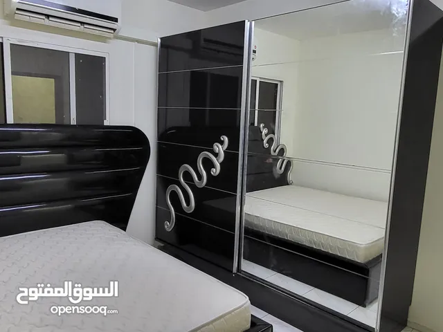 للبيع العاجل عفش كامل بالمجاز الشارقة