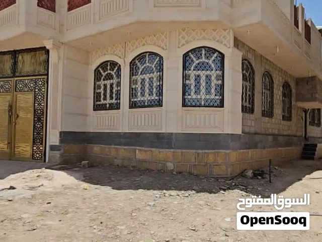200 m2 4 Bedrooms Townhouse for Sale in Sana'a Al-Huthaily
