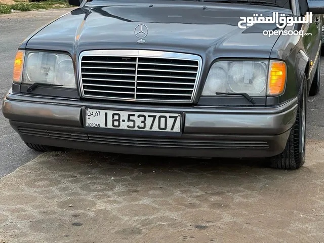 Mercedes Benz E-Class 1995 in Amman