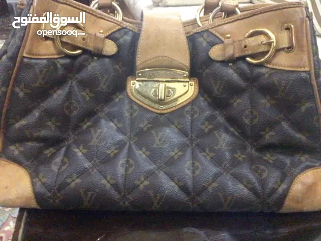 حقيبه LOUIS VUITTON ( اصلي)