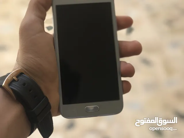 Samsung Galaxy J4 16 GB in Tripoli