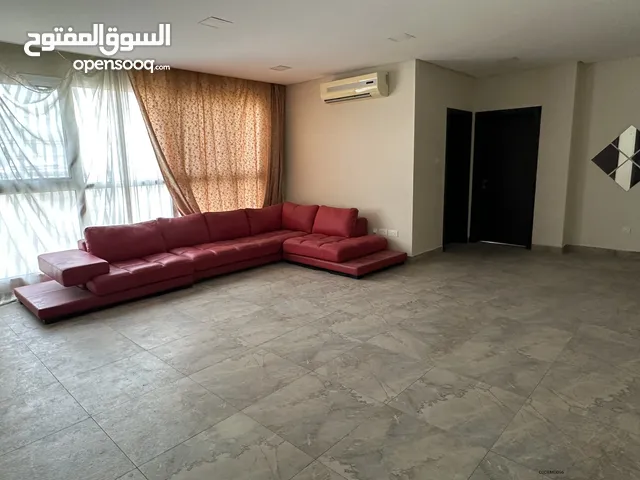 100 m2 2 Bedrooms Apartments for Rent in Muharraq Busaiteen