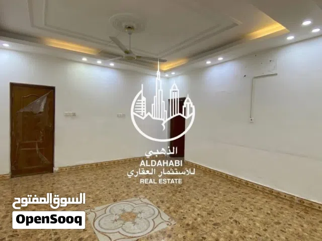 250 m2 3 Bedrooms Townhouse for Rent in Basra Tuwaisa