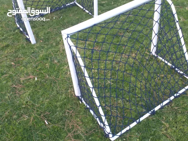 مرمات لكرة القدم حجم صغير مقاس 1متر في 70سم قوائم جديد بالشباك