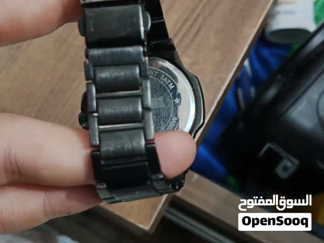 ساعه ضد الماء للبيع