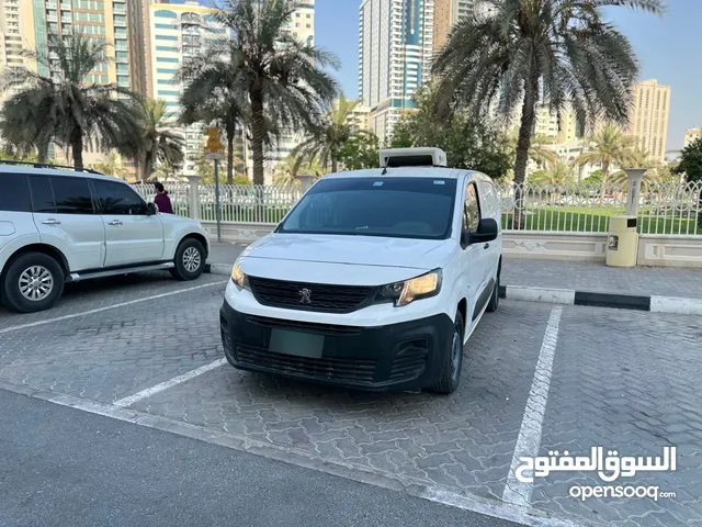 بيجو بارتنر 2020 براد معزول جاهز