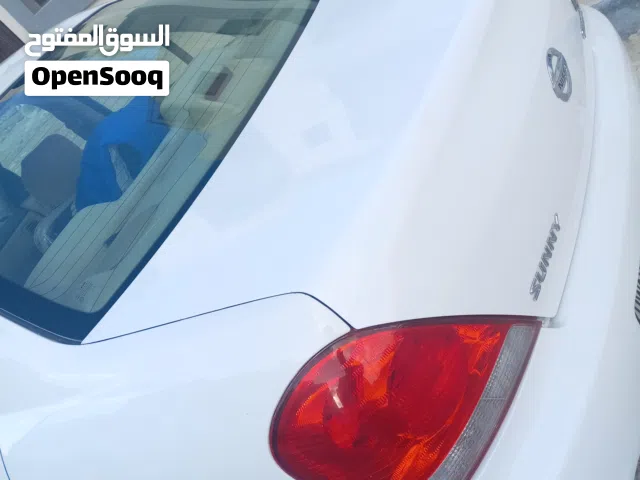 2012 نيسان صني SV