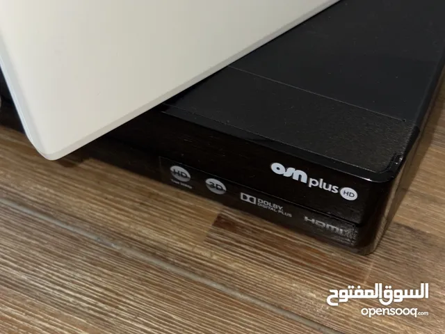 Osn hd plus box With remotes and adapter Works well