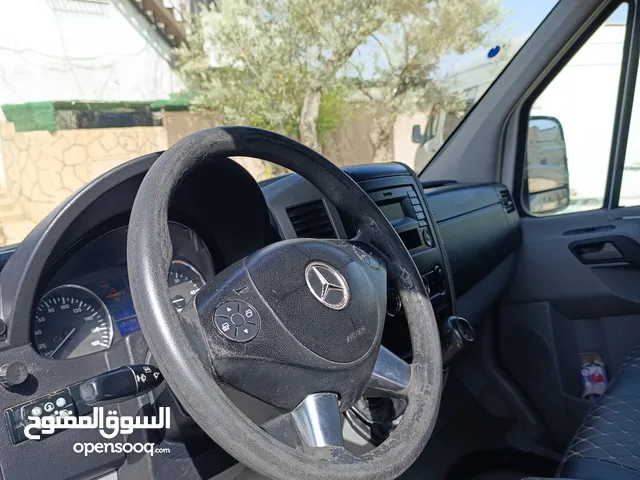 باص مرسيدس تجاري 519