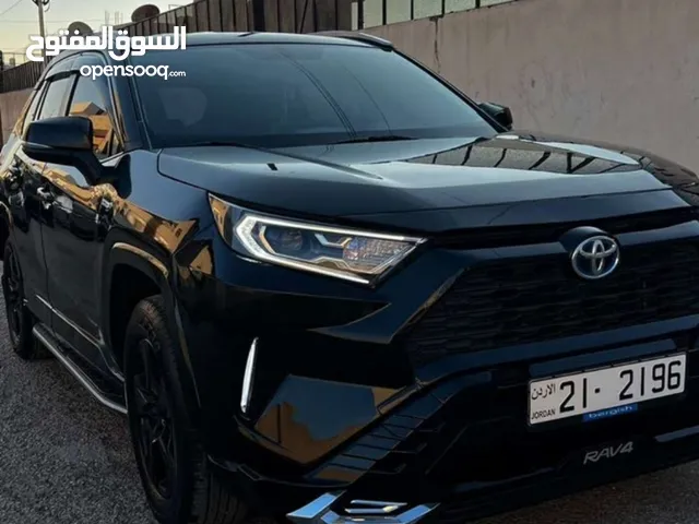 Used Toyota RAV 4 in Amman