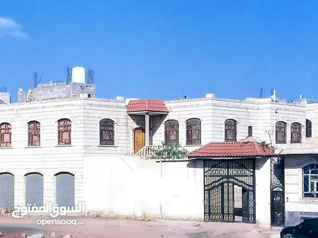 100 m2 More than 6 bedrooms Villa for Rent in Sana'a Haddah