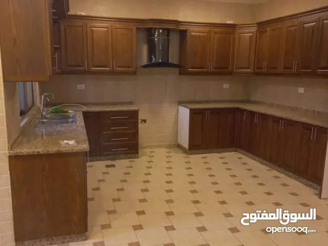 320m2 4 Bedrooms Apartments for Rent in Amman Airport Road - Manaseer Gs