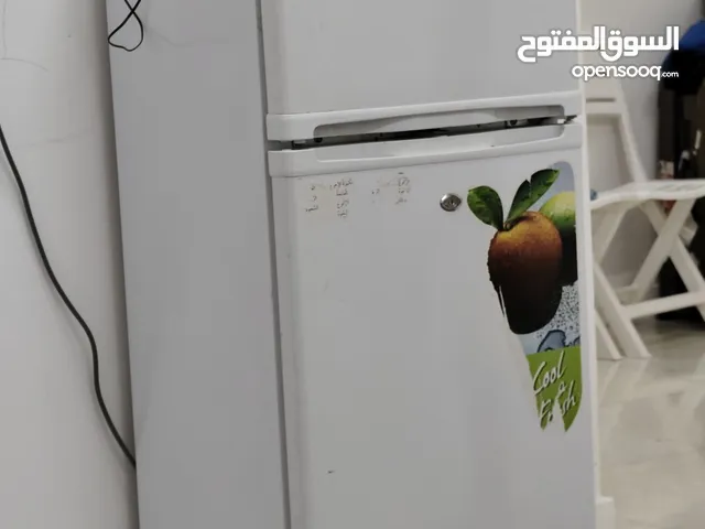 للبيع غسالة هايسينس مع ثلاجة وخزانات اثنين