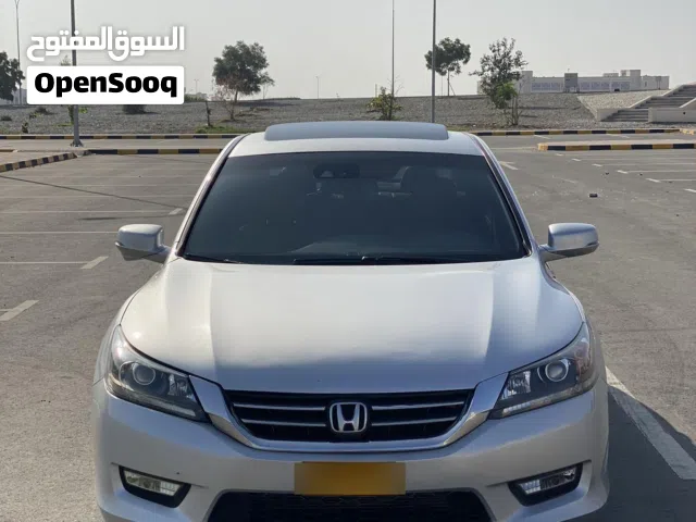 هوندا اكورد 2015