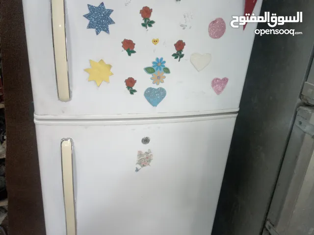 ثلاجه جنرال ديلوكس20 قدم نوفرست* موفر طاقه * شغاله 100% بحاله ممتازه الثلاجه ما تصلحت نهاىيا