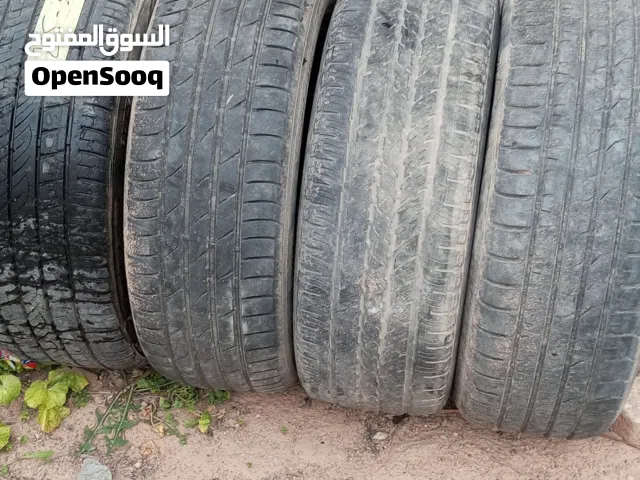 اطارات سيريا.. قومات 19/235/55 للبيع معقولات