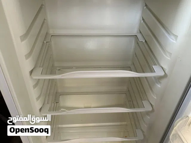 تلاجةJVC طليانية ربي يبارك نظيفة