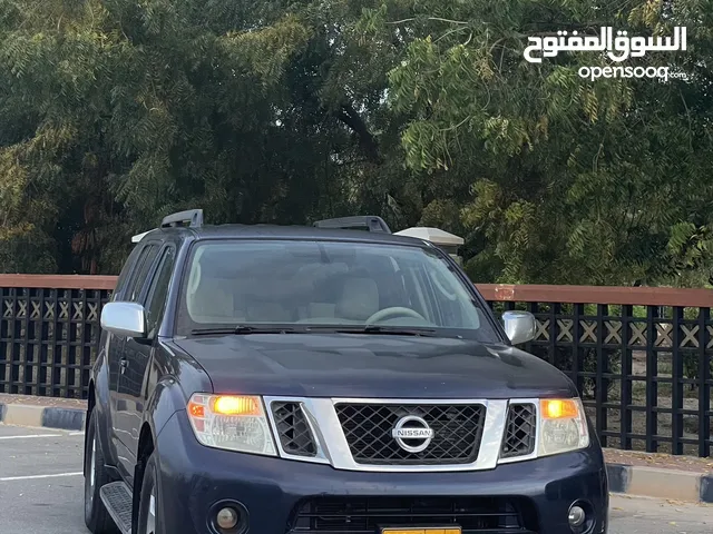Nissan Pathfinder SL in Al Batinah