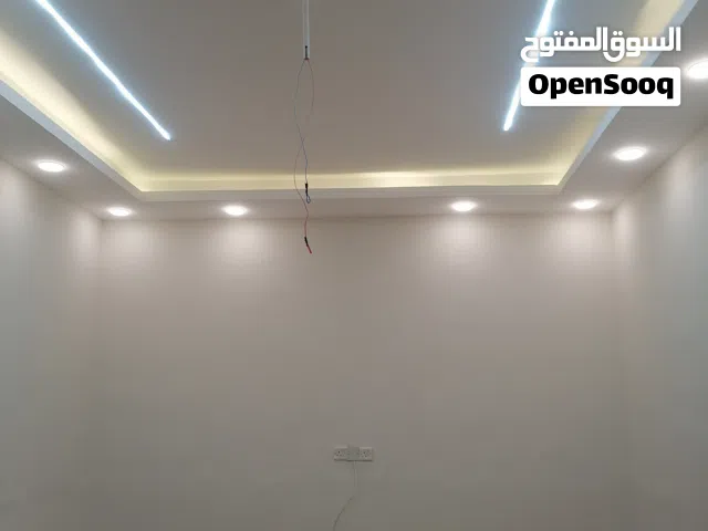 102 m2 3 Bedrooms Townhouse for Sale in Basra Maqal