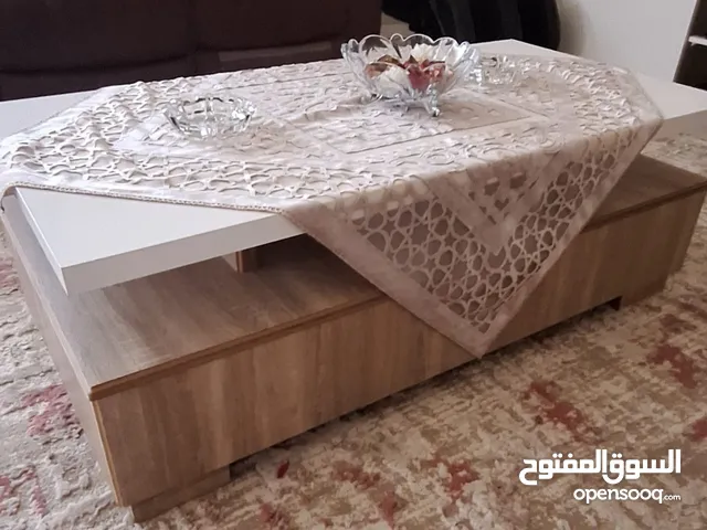 طاوله غرفه جلوس مع طاولة تلفزيون عدد 2