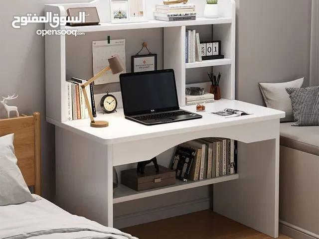 هل تبحث عن مكتب أنيق وعملي في آنٍ واحد؟