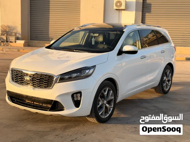 Used Kia Sorento in Benghazi