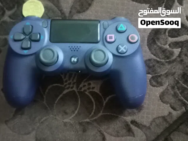بلاي ستيشن 4 مستعمل بحاله جيده ب 85 دينار اقرا الوصف ضروري هي رقمي للتواصل