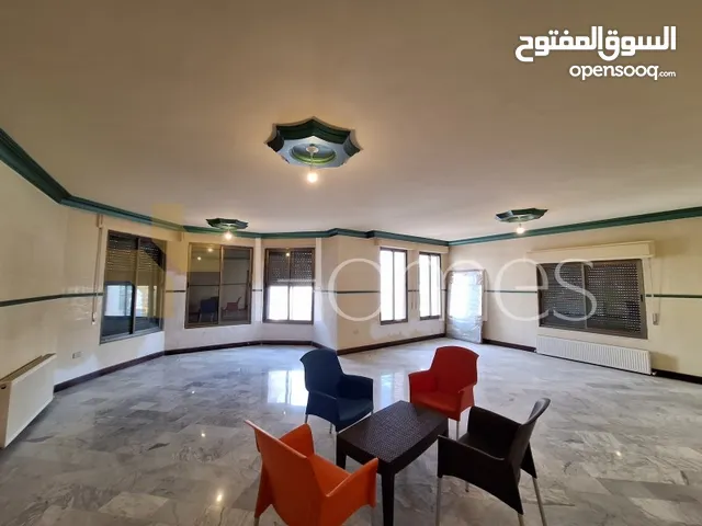 294 m2 4 Bedrooms Apartments for Sale in Amman Deir Ghbar