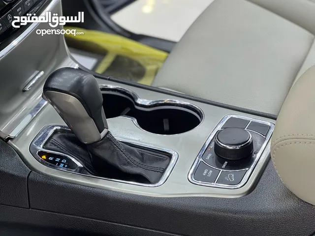 جيب جراند شيروكي ( Limited ) 6 سلندر 3600 سي سي