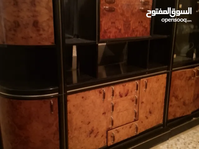 مكتبه ايطالي الصنع انتيكا معروفه في خدمة توصيل