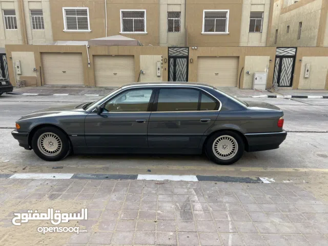 للبيع بي ام دبليو 12 سلندر 750 موديل 1999 وارد يابان بحالة جيدة