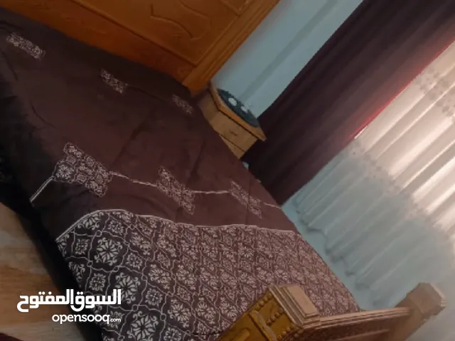 تخت مجوز نظيف ما في اشي كسر