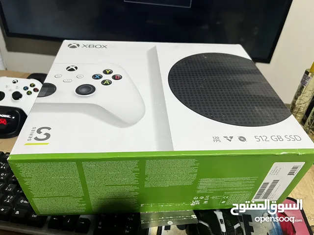 Xbox series s بحالة الجديد بكامل اغراضه ووصلاته الاصليه