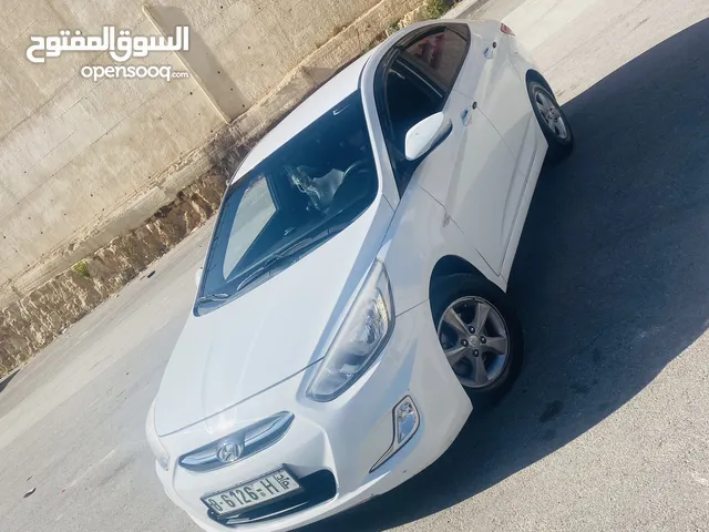 اكسنت بنزين 2015 بسعر حررررق