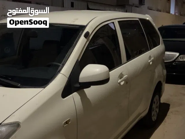 تويوتا افانزا 2015