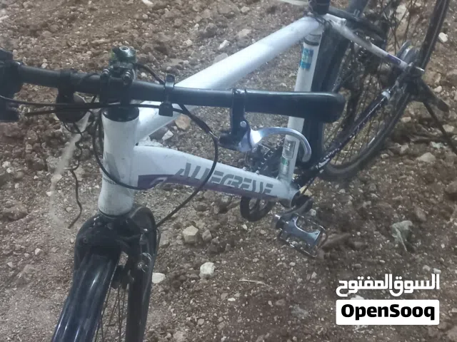 بسكليت جنط 27 بحال الوكاله إستعمال قليل سبع غيارات