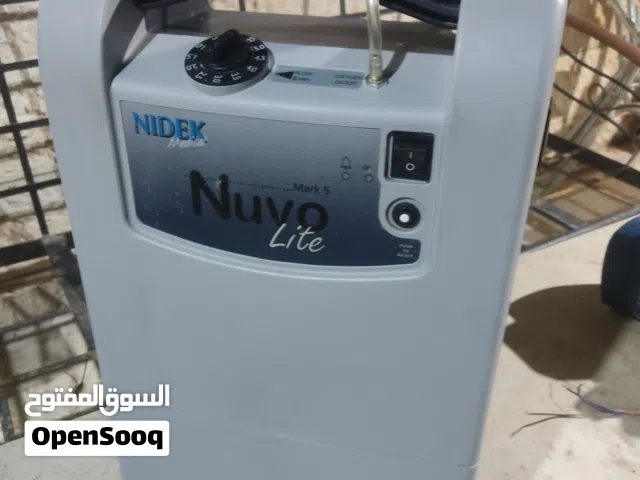 جهاز توليد اكسجين امريكي 5 لتر عمل لمدة 720 ساعة فقط لكنه يعطي انذارا احمر بعد تشغيلة ب 5 دقائق