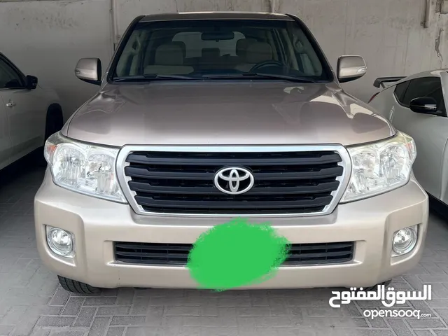 للبيع لاندكروزر  2015 V6 GX Land Cruiser