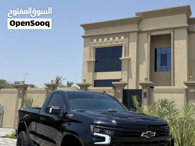 2022 شيفروليه سلفرادو 1500 1LT
