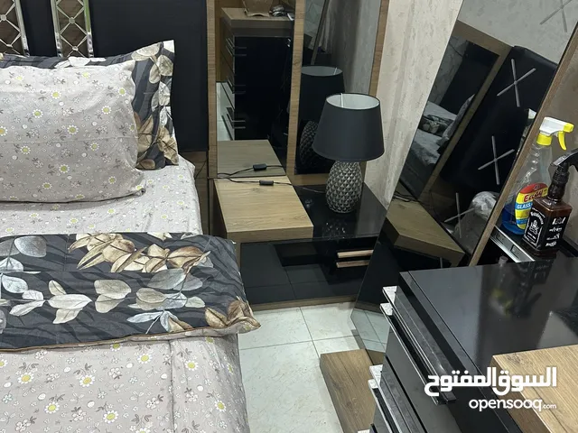 غرفه نوم نظيفه جدا