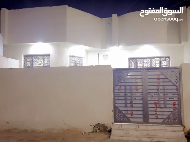 125m2 2 Bedrooms Townhouse for Sale in Basra Al-Jazzera