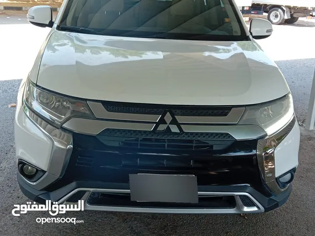 Used Mitsubishi Outlander in Farwaniya
