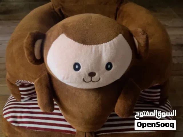 كرسي طفل ولوح تعليم